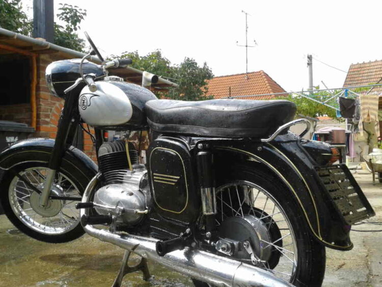 ČZ 125 typ 453 z roku 1961 – Hotovo [1]