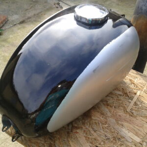 ČZ 125 typ 453 z roku 1961 – Nádrž dodělávky [3]