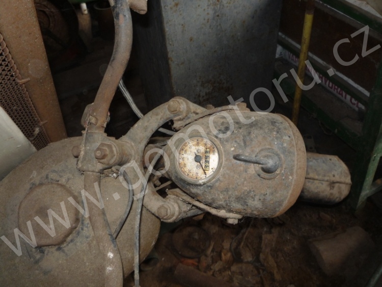 ČZ 150 C z roku 1952 - Restaurování 1 ČZ 150 C z roku 1952 - Restaurování 1