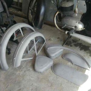 ČZ 150 C z roku 1951 – Lakování 4