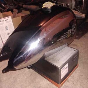 ČZ 150 C z roku 1951 – Lakování 12