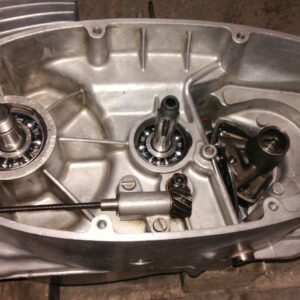 ČZ 125 typ 453 z roku 1961 – Skládání motoru 7