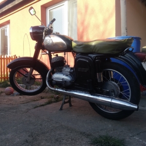 ČZ 125 typ 453 z roku 1961 - Leštění laku 123 ČZ 125 typ 453 z roku 1961 - Leštění laku 117