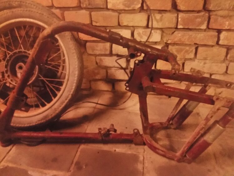 ČZ 175 typ 470 z roku 1968 – Pokračování rozebírání 18