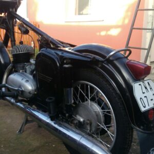 ČZ 125 typ 453 z roku 1961 – Skládání rámu 12