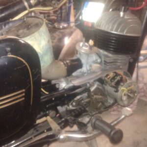ČZ 125 typ 453 z roku 1961 – Skládání rámu 9