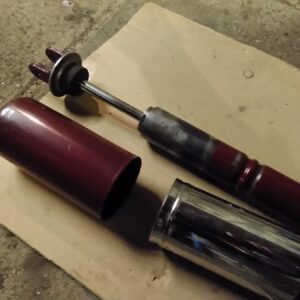 ČZ 175 typ 470 z roku 1968 – Repas zadních tlumičů 11