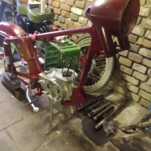 ČZ 175 typ 470 z roku 1968 – Skládání motoru 10