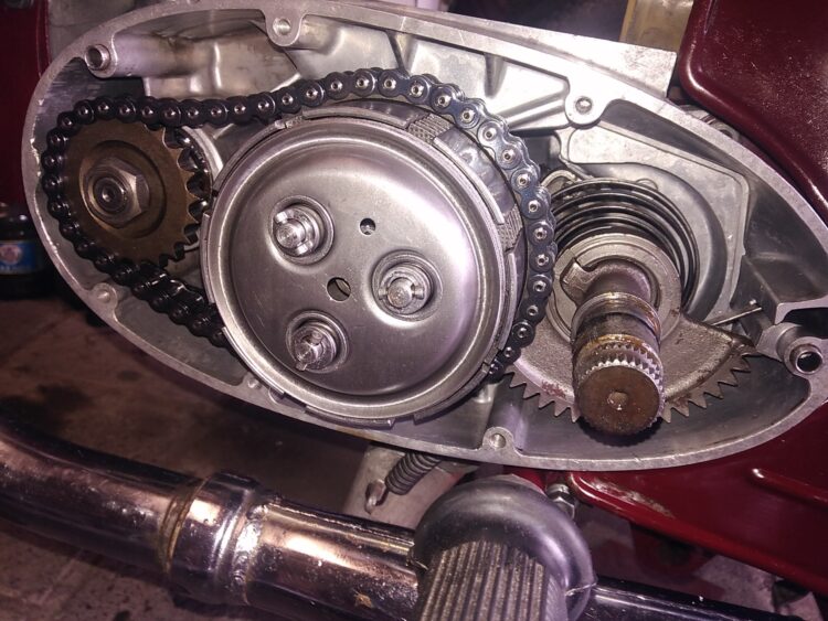 ČZ 175 typ 470 z roku 1968 – Skládání motoru – pokračování 11