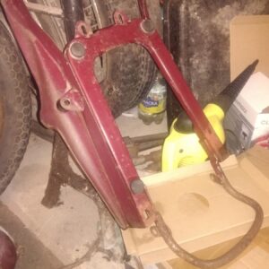 ČZ 175 typ 470 z roku 1968 – Skládání rámu 11
