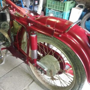 ČZ 175 typ 470 z roku 1968 – Skládání rámu 19