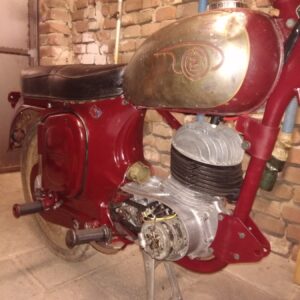 ČZ 175 typ 470 z roku 1968 – Skládání rámu 37