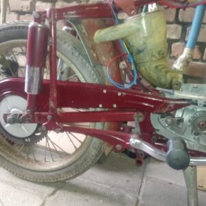 ČZ 175 typ 470 z roku 1968 – Skládání rámu 7