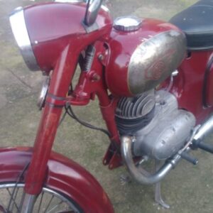 ČZ 175 typ 470 z roku 1968 – Oprava nádrže 12
