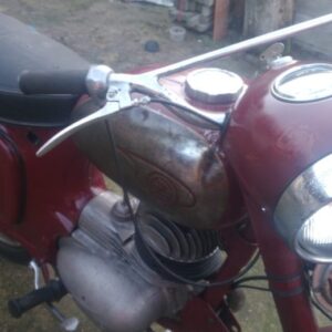 ČZ 175 typ 470 z roku 1968 – Oprava nádrže 14