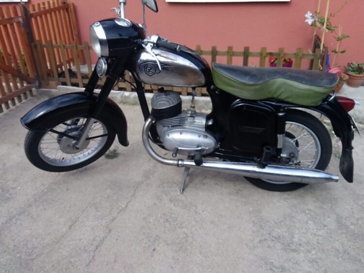 ČZ 125 typ 453 z roku 1961 – Hotovo 1