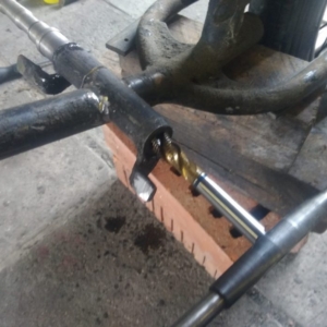 ČZ 125 T z roku 1948 - Práce na rámu 62 ČZ 125 T z roku 1948