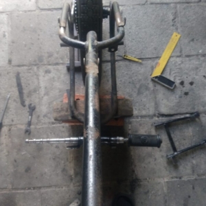 ČZ 125 T z roku 1948 - Práce na rámu 63 ČZ 125 T z roku 1948