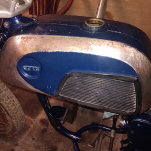 ČZ 175 typ 477 z roku 1970 – Nádrž po čištění 8