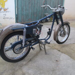 ČZ 175 typ 477 z roku 1970 – Skládání rámu 27