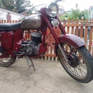 ČZ 175 typ 470 z roku 1968 - Skládání rámu - pokračování 10 ČZ 175 typ 470 z roku 1968