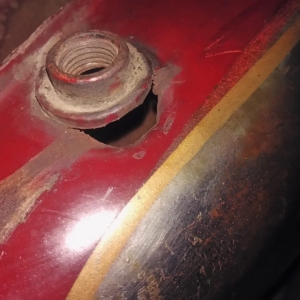 ČZ 175 typ 470 z roku 1968 - Oprava nádrže 3 ČZ 175 typ 470 z roku 1968