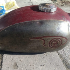 ČZ 175 typ 470 z roku 1968 - Oprava nádrže 4 ČZ 175 typ 470 z roku 1968