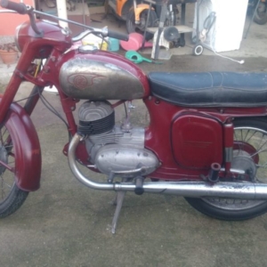 ČZ 175 typ 470 z roku 1968 - Oprava nádrže 7 ČZ 175 typ 470 z roku 1968