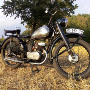 ČZ 125 T z roku 1948 - Druhá projížďka 10 ČZ 125 T z roku 1948 - Druhá projížďka 9