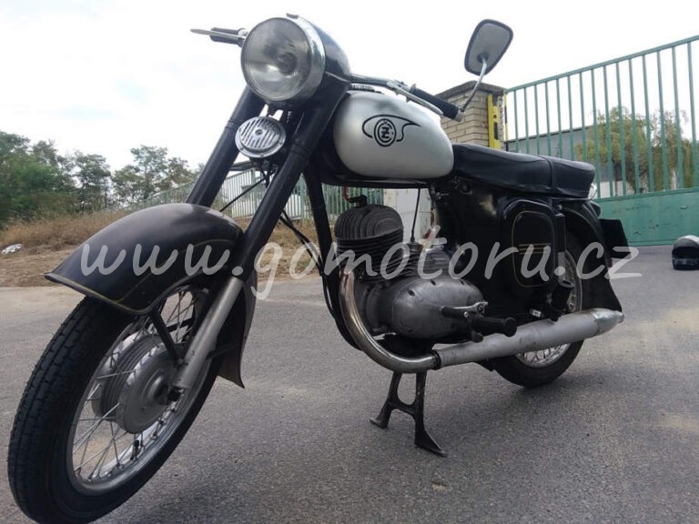 ČZ 125 typ 453 z roku 1961 - Zprovoznění 2