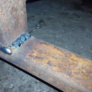 Otočný držák na opravy motorů - malá kývačka 4 Otočný držák na opravy motorů - malá kývačka 4