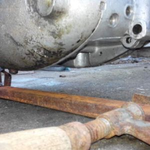 Otočný držák na opravy motorů - malá kývačka 19 Otočný držák na opravy motorů - malá kývačka 19