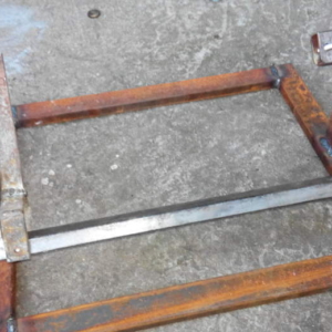 Otočný držák na opravy motorů - malá kývačka 48 Otočný držák na opravy motorů - malá kývačka 48