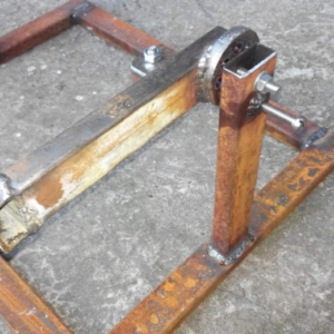 Otočný držák na opravy motorů - malá kývačka 50 Otočný držák na opravy motorů - malá kývačka 50