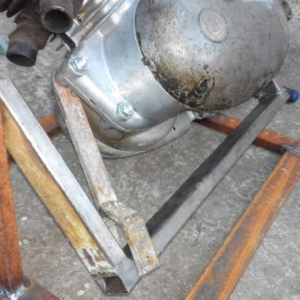 Otočný držák na opravy motorů - malá kývačka 65 Otočný držák na opravy motorů - malá kývačka 65