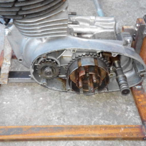 Otočný držák na opravy motorů - malá kývačka 68 Otočný držák na opravy motorů - malá kývačka 68