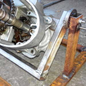 Otočný držák na opravy motorů - malá kývačka 55 Otočný držák na opravy motorů - malá kývačka 55