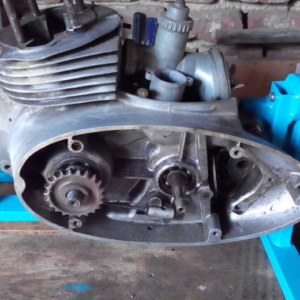 Otočný držák na opravy motorů - velká kývačka 72 Otočný držák na opravy motorů - velká kývačka 72