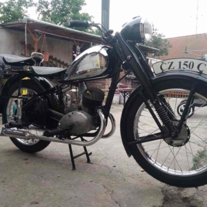 ČZ 150 C z roku 1951 - Skládání 136 ČZ 150 C z roku 1951 - Skládání 136