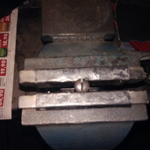 ČZ 125 T z roku 1948 - Oprava původních šroubů motoru 92 ČZ 125 T z roku 1948