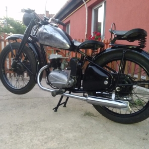 ČZ 125 T z roku 1948 - Hotovo 127 ČZ 125 T z roku 1948