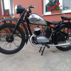 ČZ 125 T z roku 1948 - Hotovo 129 ČZ 125 T z roku 1948