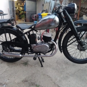 ČZ 125 T z roku 1948 - Hotovo 132 ČZ 125 T z roku 1948