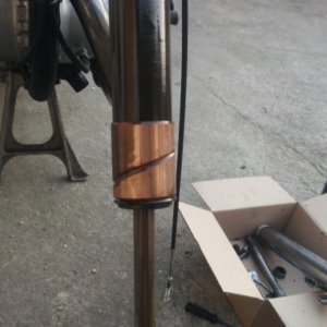 ČZ 125 typ 453 z roku 1961 - Přední vidlice 3 ČZ 125 typ 453 z roku 1961