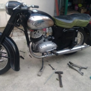 ČZ 125 typ 453 z roku 1961 - Stojan 10 ČZ 125 typ 453 z roku 1961