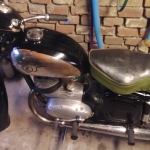ČZ 125 typ 453 z roku 1961 - Kryt řetězu 33 ČZ 125 typ 453 z roku 1961