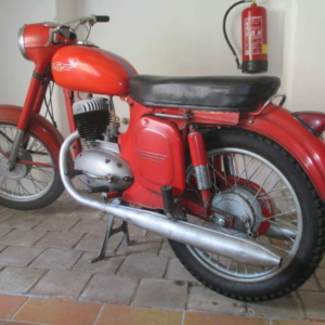 Muzeum Motocyklů - Lesná 60 Muzeum Motocyklů - Lesná 60