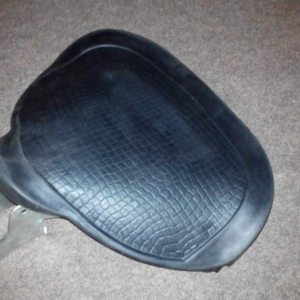 ČZ 150 C z roku 1951 - Renovace sedel 109 ČZ 150 C z roku 1951 - Renovace sedel 109