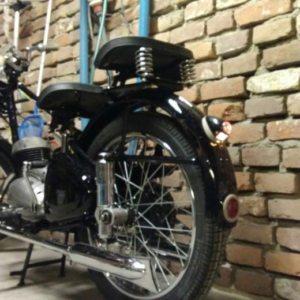 ČZ 150 C z roku 1951 - Renovace sedel 119 ČZ 150 C z roku 1951 - Renovace sedel 119