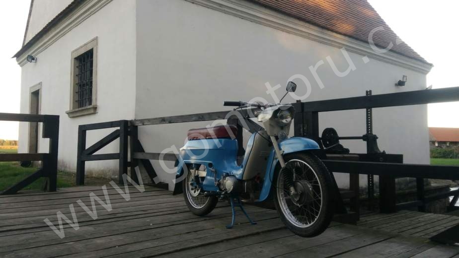 Jawa 50 typ 20 z roku 1978 - Start motoru 86 Jawa 50 typ 20 z roku 1978 - Start motoru 71